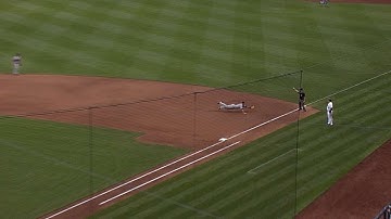 Mauer makes an excellent diving stop for out