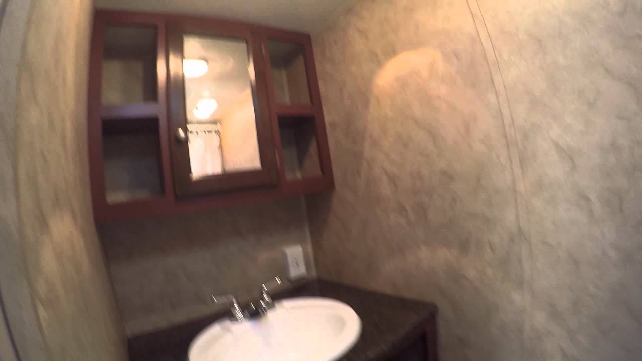 2015 Coachmen Clipper 17FQ in 30 Seconds