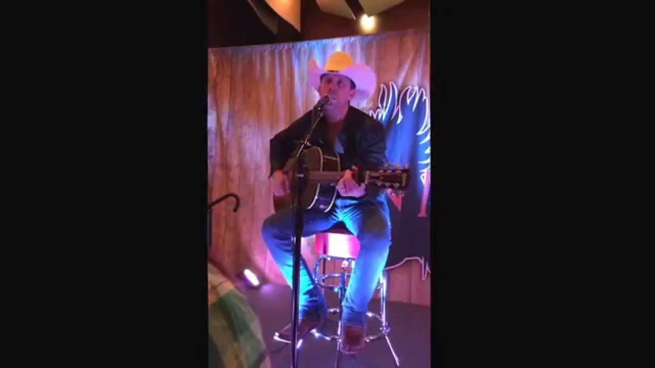 Justin Moore VIP 3/28/14. Vern Gosdin, Keith W and sings Hank Jrs Dinosaur I requested!! Awesome