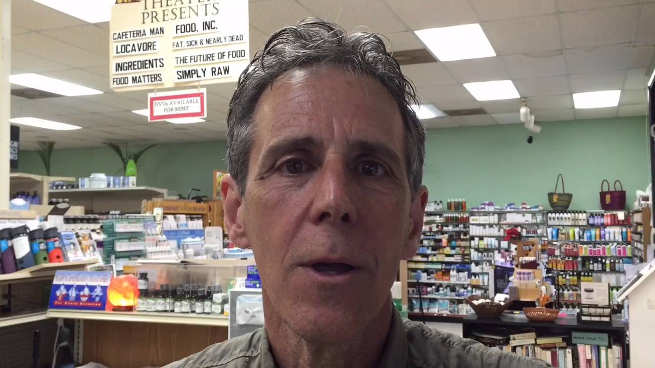 VIDEO: Italian Bluegrass At Rosewood Market