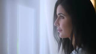 UNIQLO Fleece Jacket Collection featuring Katrina Kaif screenshot 1