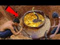 देखिए जब ज़मीन के नीचे से मिली सोने की दैग जिसे निकालना पड़ा भारी || Where are gold mines found