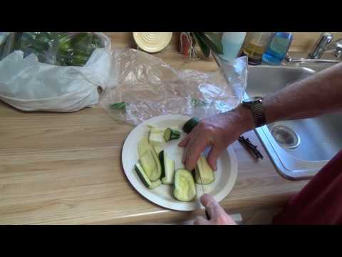 Zuchinni Prep For Feeding Your Fish