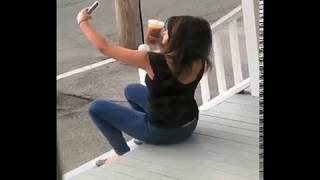 How to stop your girl from taking selfies (9GAG)