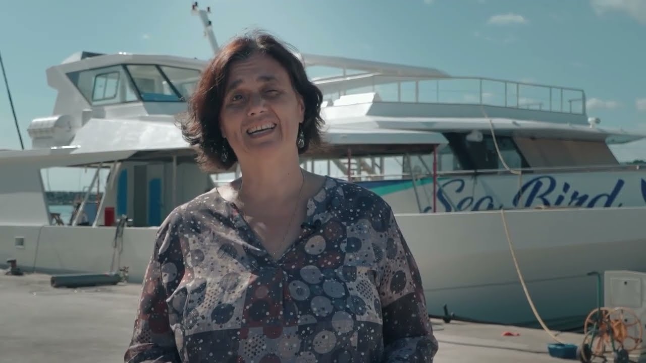 Gent del Port. Construcció naval. Port d'Arenys de Mar.