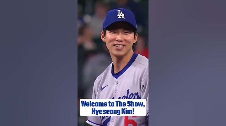 Hyeseong Kim enters the game to make his Major League debut with the Dodgers 👏