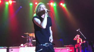 Puddle Of Mudd - Old Man (live) 9-23-11 in Mesa, AZ @ Mesa Amphitheater