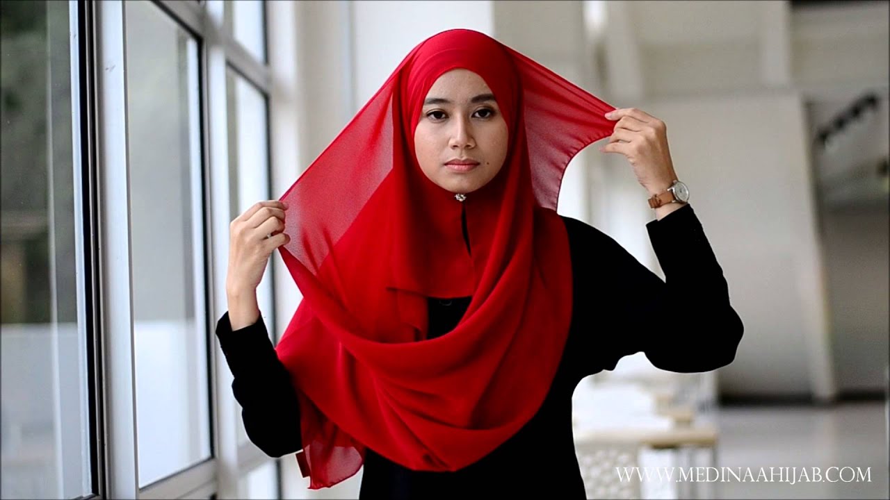 Wide Shawl Tutorial By Medinaa Hijab 1 YouTube