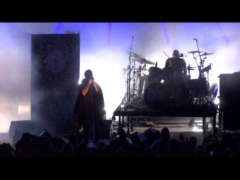 Marilyn Manson - Cry Little Sister (cover Of The Lost Boys Theme Song) LIVE 07/17/2018