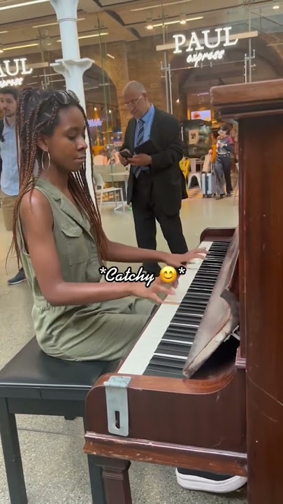 When your a Miku fan #piano #shorts #senbonzakura