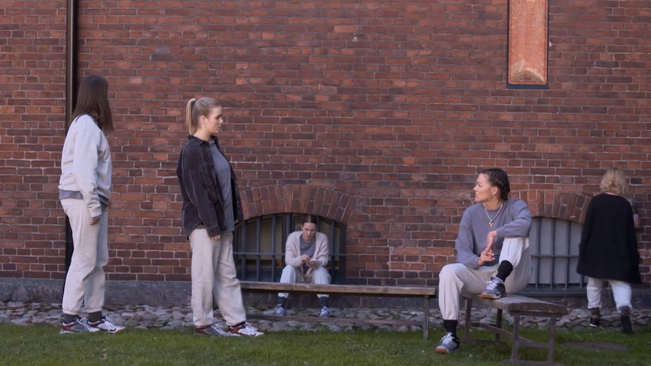 Mira & Viola 430 [eng subs]