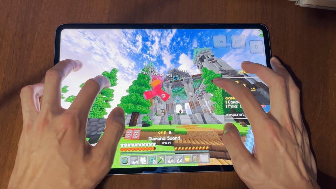 Zeqa Skywars With Handcam on MOBILE (CRAZY HOTKEYS)