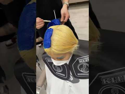 Video: Cách nhuộm tóc vàng hồng: 15 bước (kèm hình ảnh)