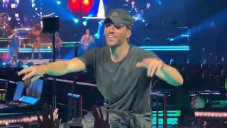 Enrique Iglesias El Perdon Nicky Jam cover The Trilogy Tour Honda Center Anaheim 2/3/24