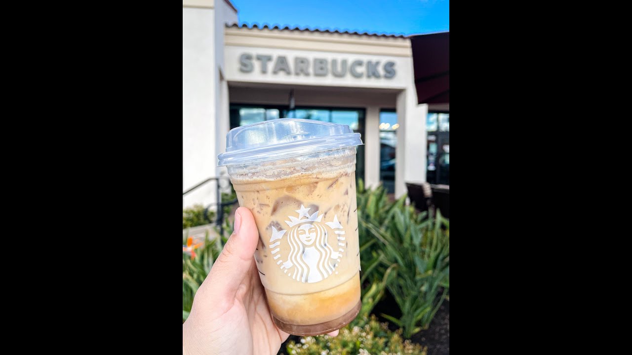ICED SHAKEN ESPRESSO #starbucks #coffee #coffeelover #coffeeholic #espresso #barista #shorts #fypシ