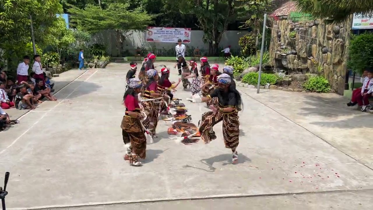 Pensi Kelas 5 Hari Guru 2025 Tari Warok SDN 2 Wonodoyo (by WCB Warok)