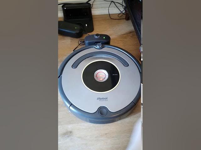 Este potentísimo Roomba aspira y friega tu casa por ti con un descuentazo  del 42%