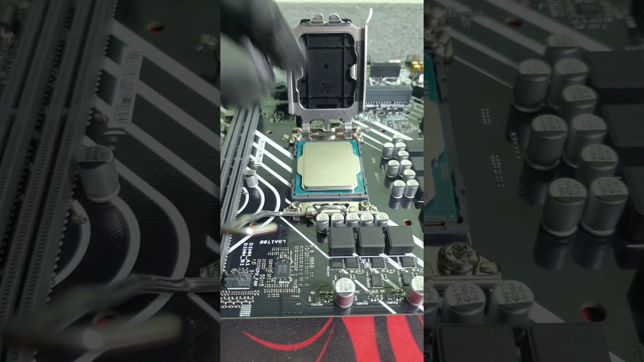 CPU Installation Intel I3 12100F Shorts