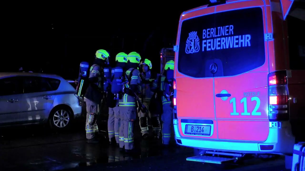 Wohnungsbrand im Hochhaus in Friedrichsfelde: Kind stirbt nach Reanimation – 70 Menschen gerettet