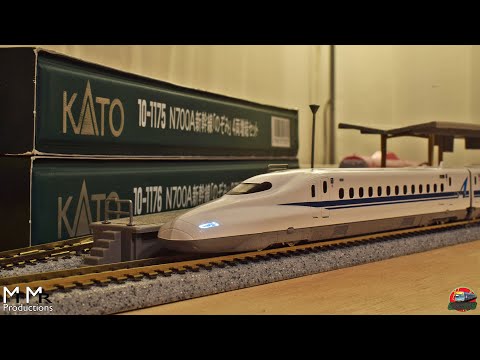 Review & Overview of the Kato N700A Series Shinkansen - YouTube