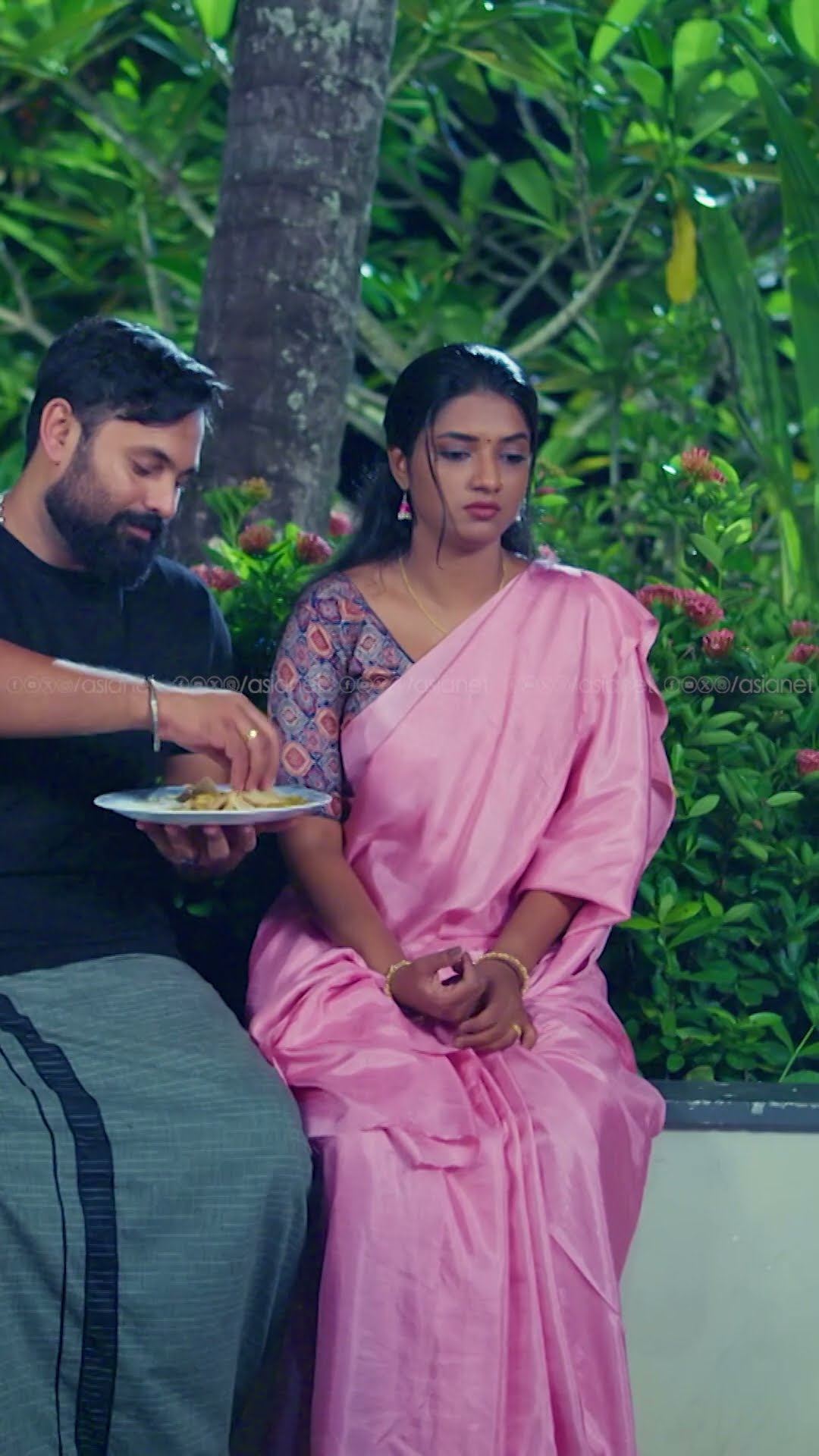 #Snehakkoottu പല്ലവിയെ ഊട്ടാൻ സേതുവിനറിയാം