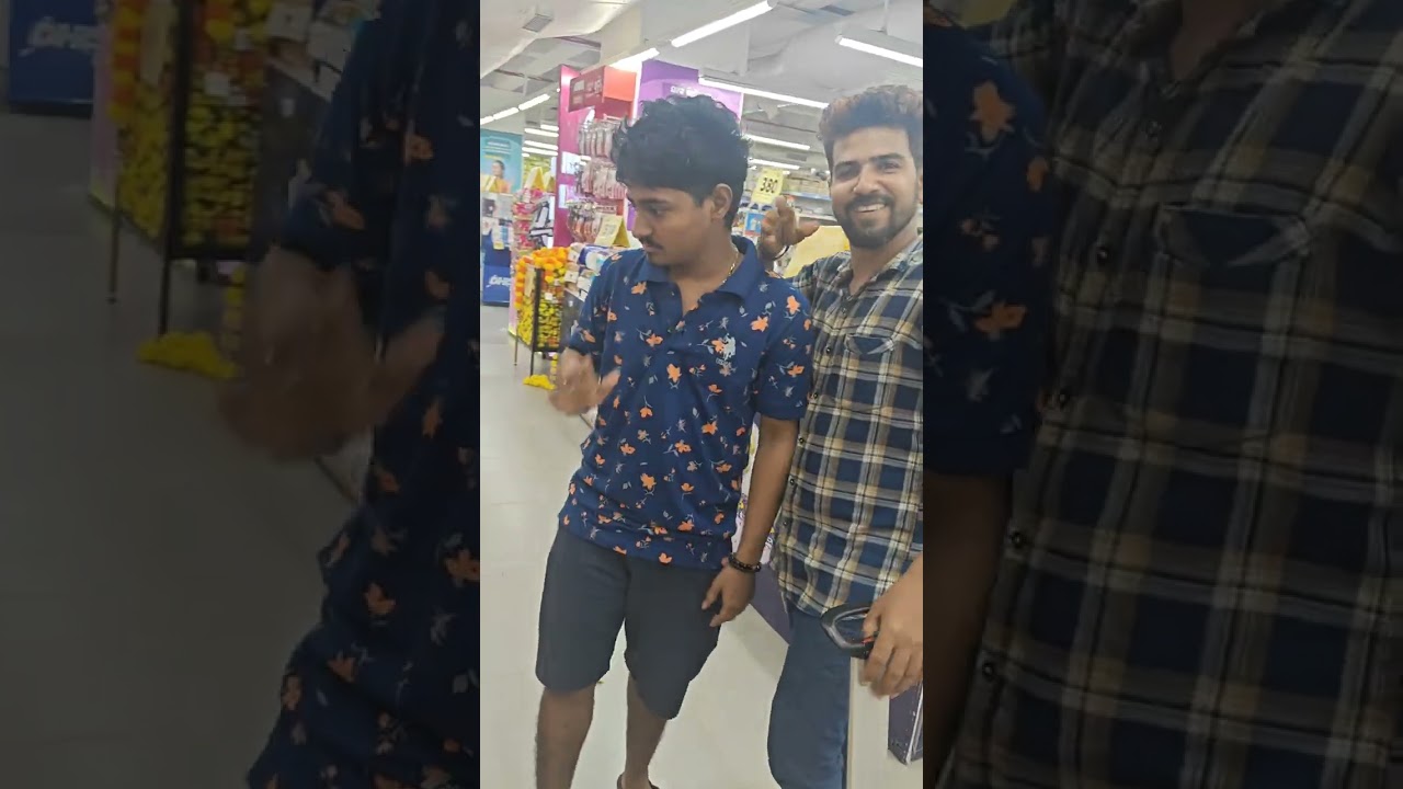 Shop 🛍️ funny 🤣🤣🤣🤣