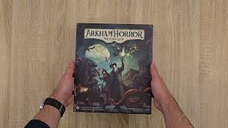 Arkham Horror (The Card Game) Revised Core Set Unboxing and components