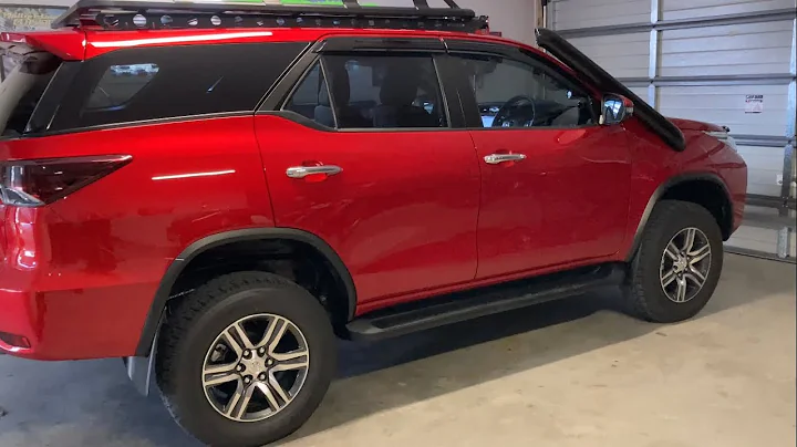 Dez Gets a Raise. Fortuner Lift Kit and Brake Install. Ep 7