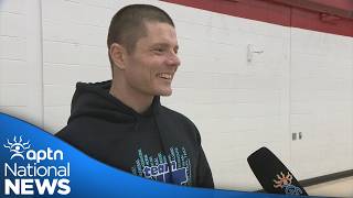 Learning about the sport of knuckle hopping at the Arctic Winter Games | APTN News