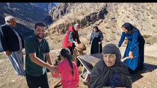 Khadija in the village: secrets that are still unknown! 🔍🌾