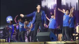 Shahrukh Khan Chaiyya Chaiyya Performance