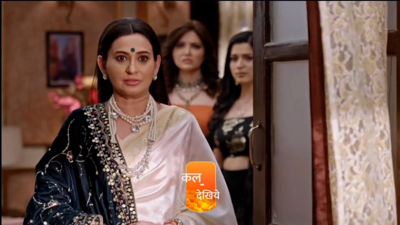 Bhagya Lakshmi Serial Update: Neelam ने Paro को धक्के मारके निकाला घर से बाहर, Lakshmi हुई Worried - YouTube