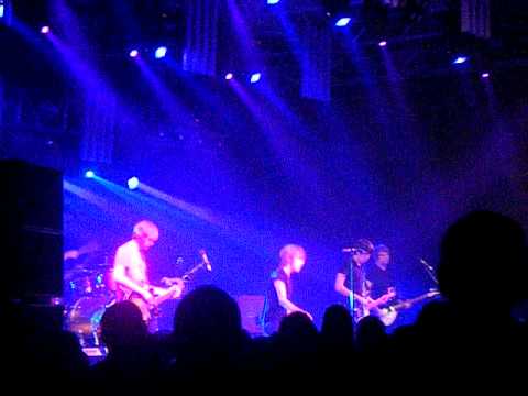 YouTube에서 The Pigeon Detectives live at the BIC - Im A Liar 보기 YouTube에서 The Pigeon Detectives live at the BIC - Im A Liar 보기