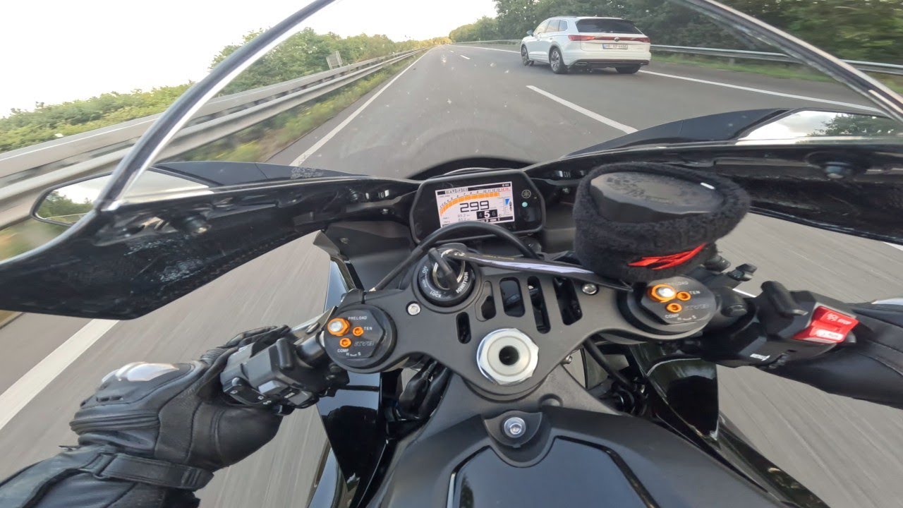 Yamaha R1 RN65  *299kmh on Autobahn - Akrapovic Full Exhaust- ECU Remap- Raw Sound- Accelerations