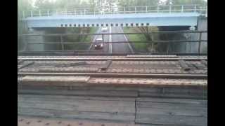 most kolejowy i auta