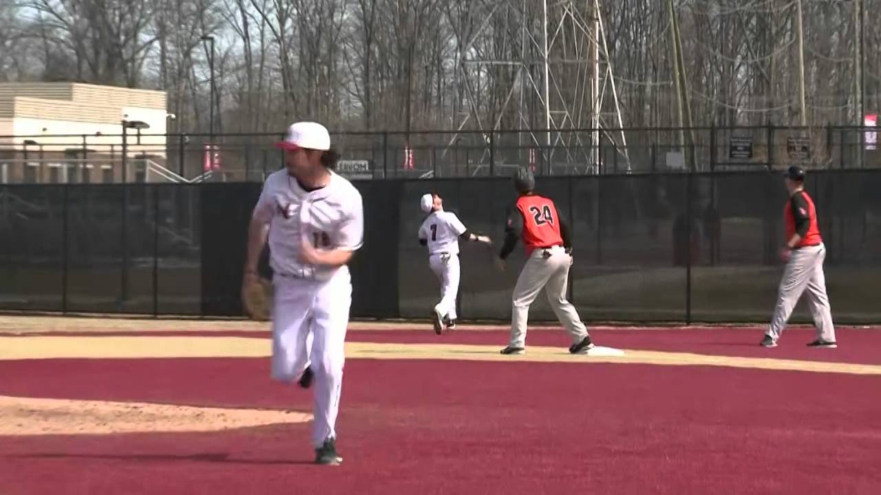 Indiana Tech vs UNOH Baseball - YouTube