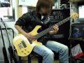 Nightmare Whiteroom Bass Cover ( by Chun )