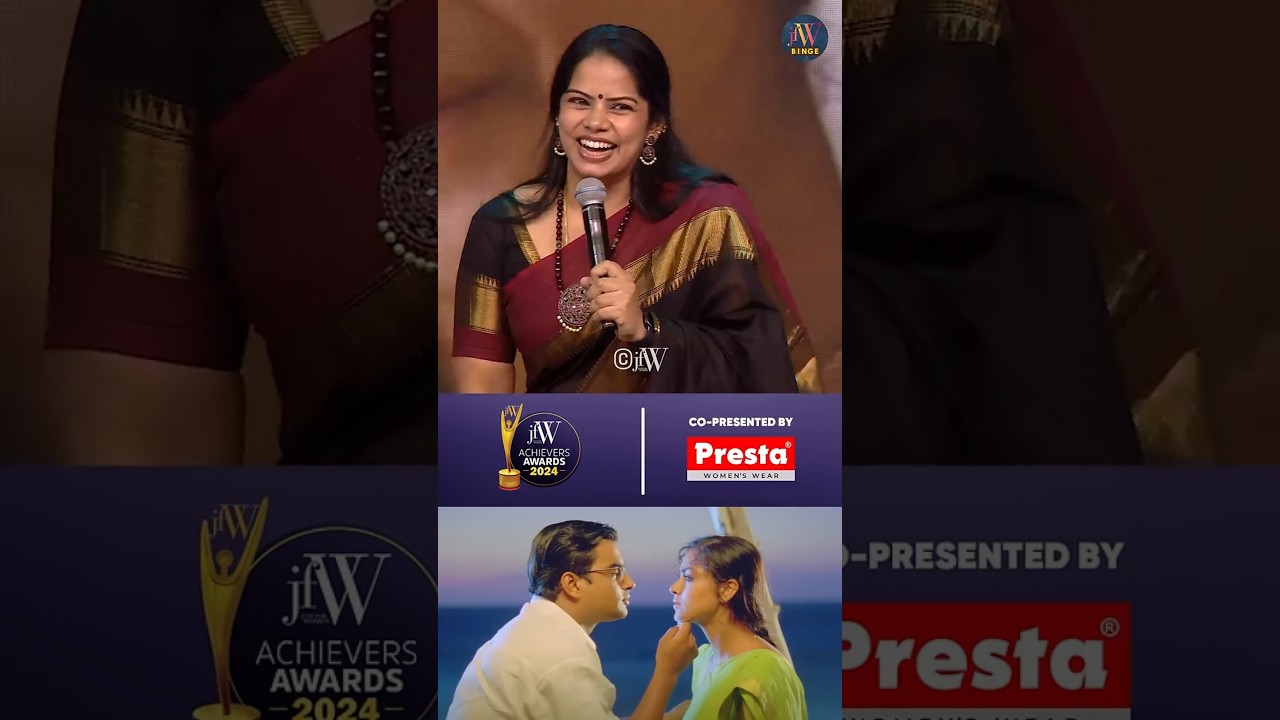 Deepa Venkat dubs for Kannathil Muthamittal Simran on stage! 😳🔥