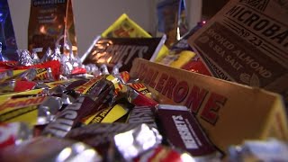 Avoid sticky candy to trick cavities this Halloween