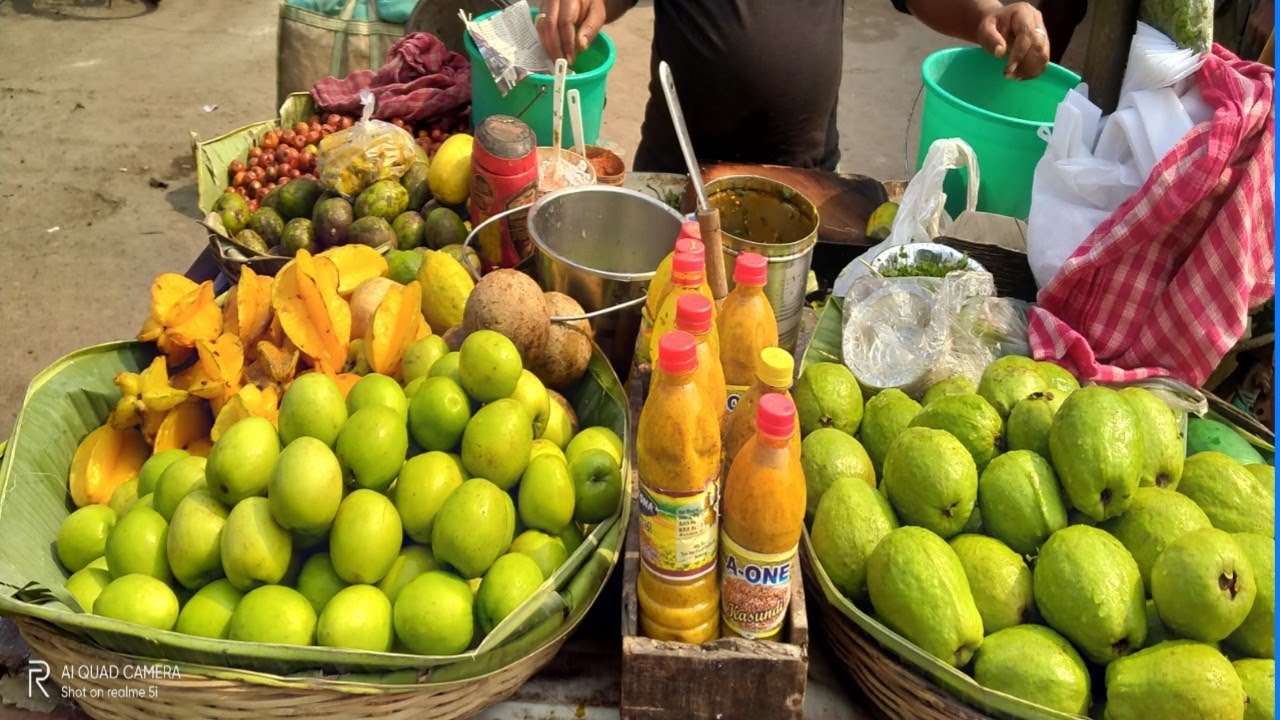 SPECIAL TASTY Masala JUJUBE / AMBARELLA / STAR FRUIT / GUAVA mixed - Indian Street Food
