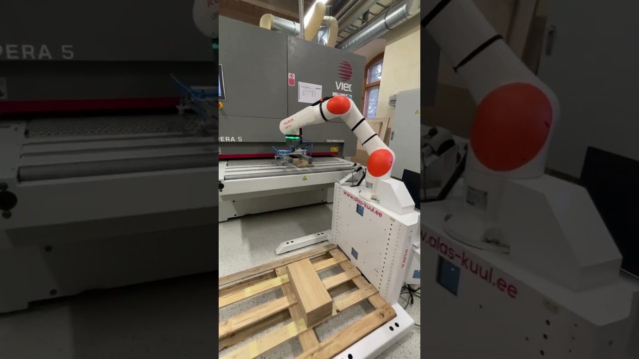 Robotite seminaril osalenud robotid