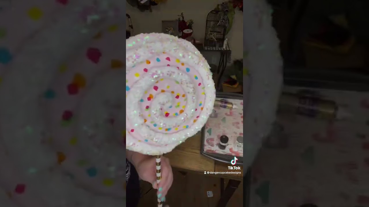 Extra large fake bake, giant lollipop with sprinkles, Glitter party decoration, how to video￼￼