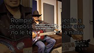 Que valiente!#humormusical #countrymusic #artistsofinstagram #humor #guitarra