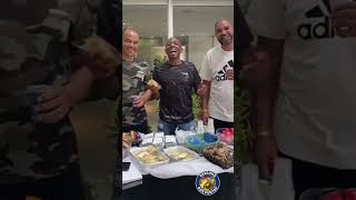 Adriano Imperador, Amaral, na casa do Cafu capitão! Que resenha parte 1/2