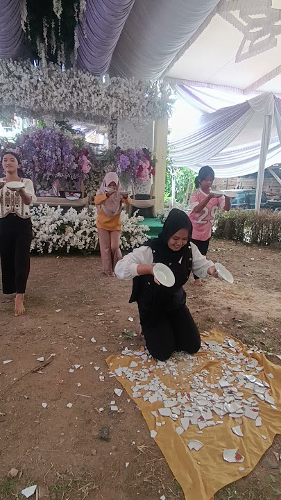 Tari Piring