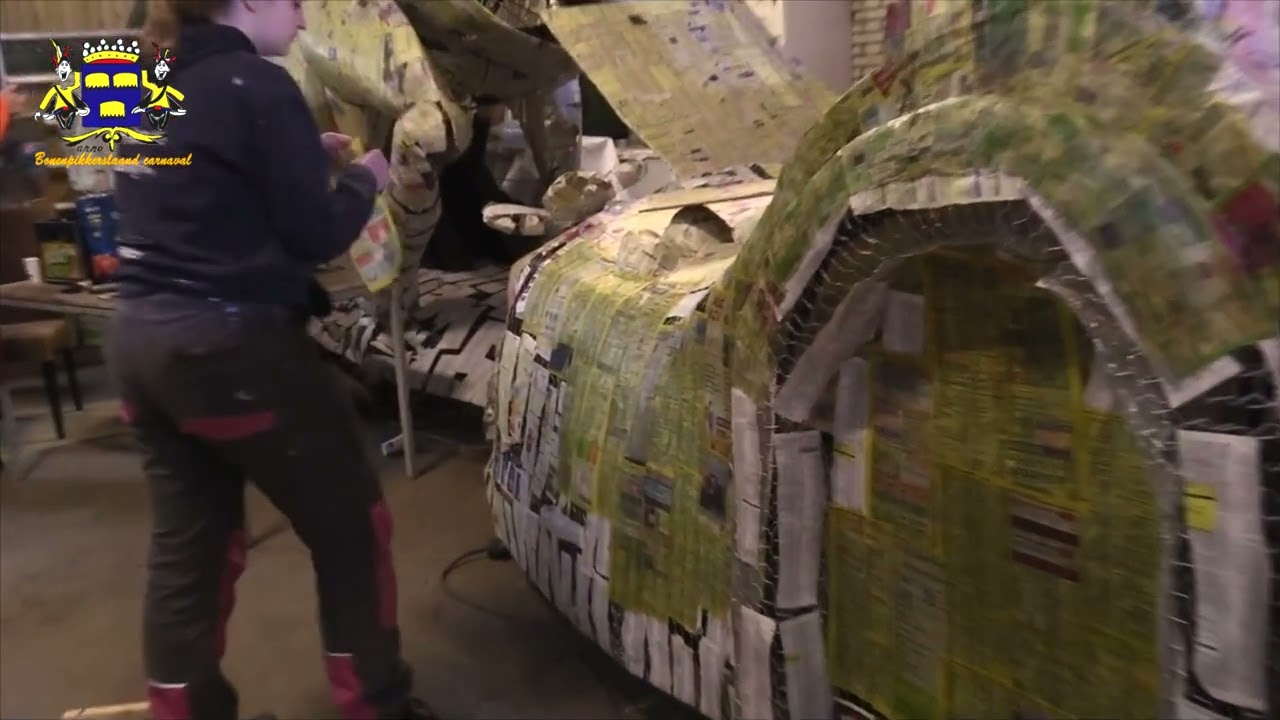Struivenlaand (Alphen) Carnavalswagens bouwen C.V. de Stunters 2024