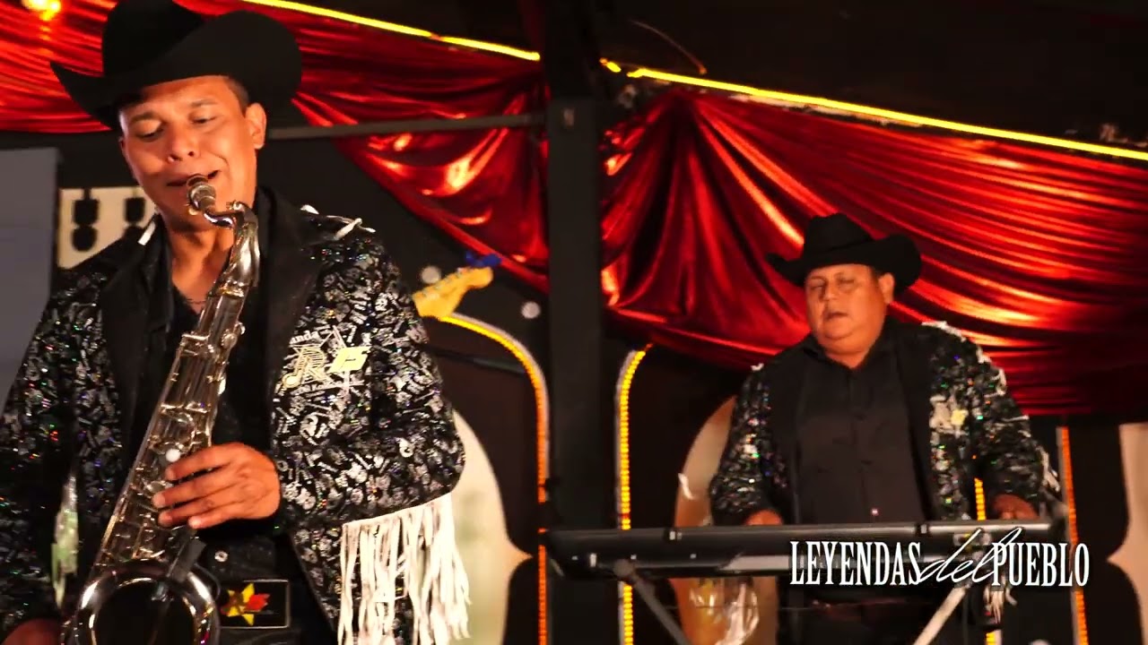 Banda R-15 - Solo Se Que Fue En Marzo (Video Oficial)