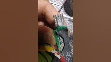 soldering experiment on usb card reader