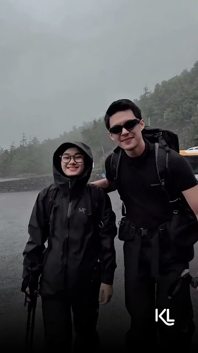 Rey Mbayang dan Dinda Hauw Rayakan Anniversary Pernikahan ke-5 di Gunung Fuji
