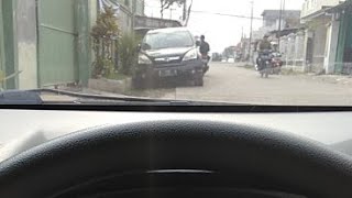 Story wa ig nunggu di mobil